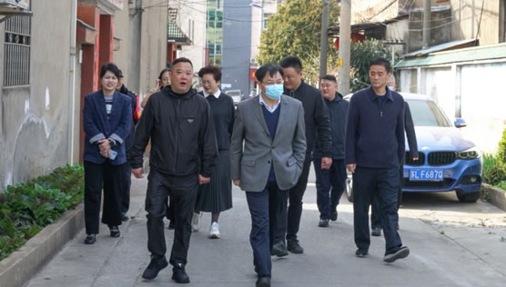 市领导督查开发区文明城市长效管理工作