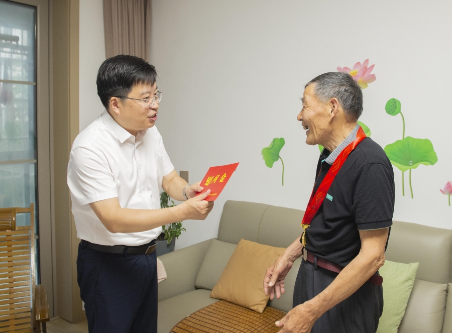 普善人家老党员吴国喜.jpg