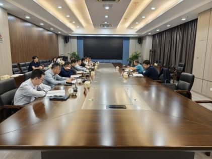 王成明调研开发区时要求 奋战四季度 全力冲刺年度目标