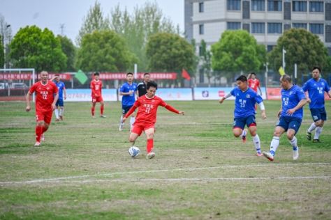 60开门红！开发区足球队燃爆“视界杯”赛场